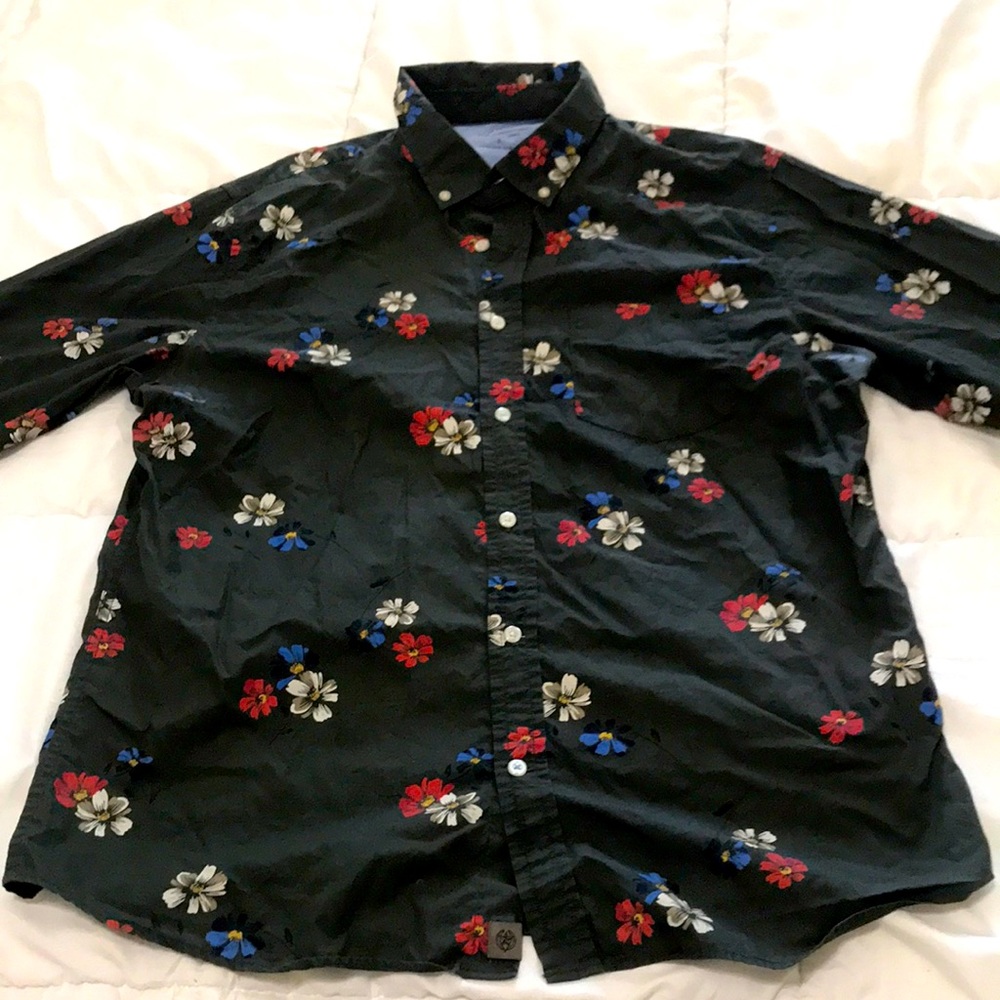 Large Slim Fit Banana Republic Floral Button Down Long-sleeve